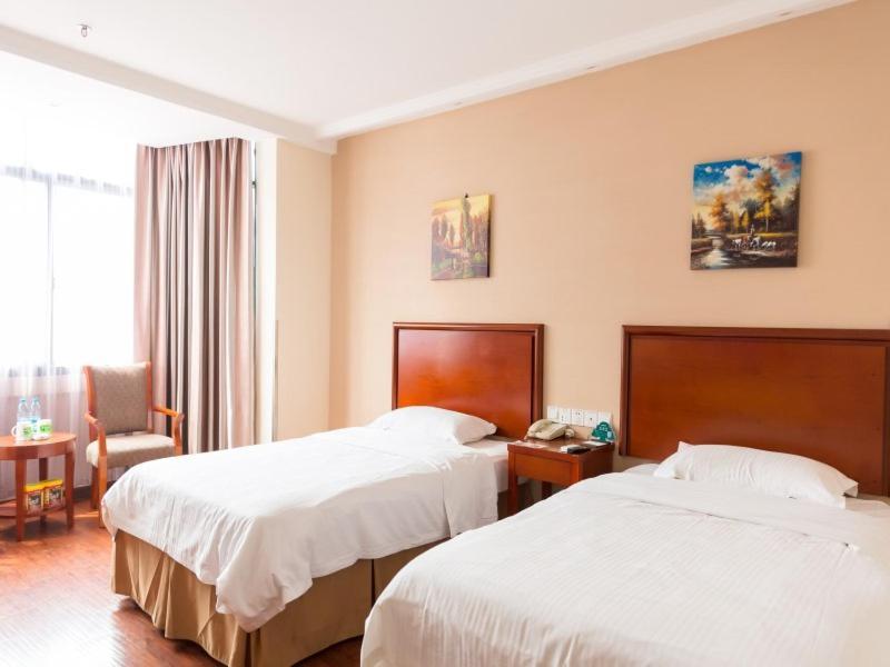 Greentree Inn Jiangsu Suzhou Kunshan High Speed Rail Station Hengshan Road Express Hotel Exterior foto